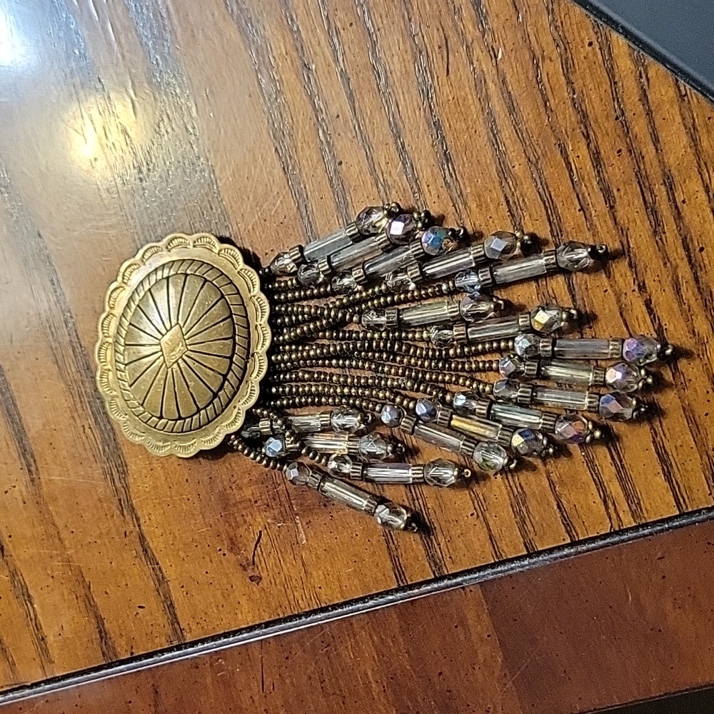 Vintage Western BOHO beaded Clip